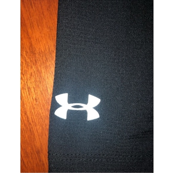 UA Cropped Leggings - Picture 8 of 8